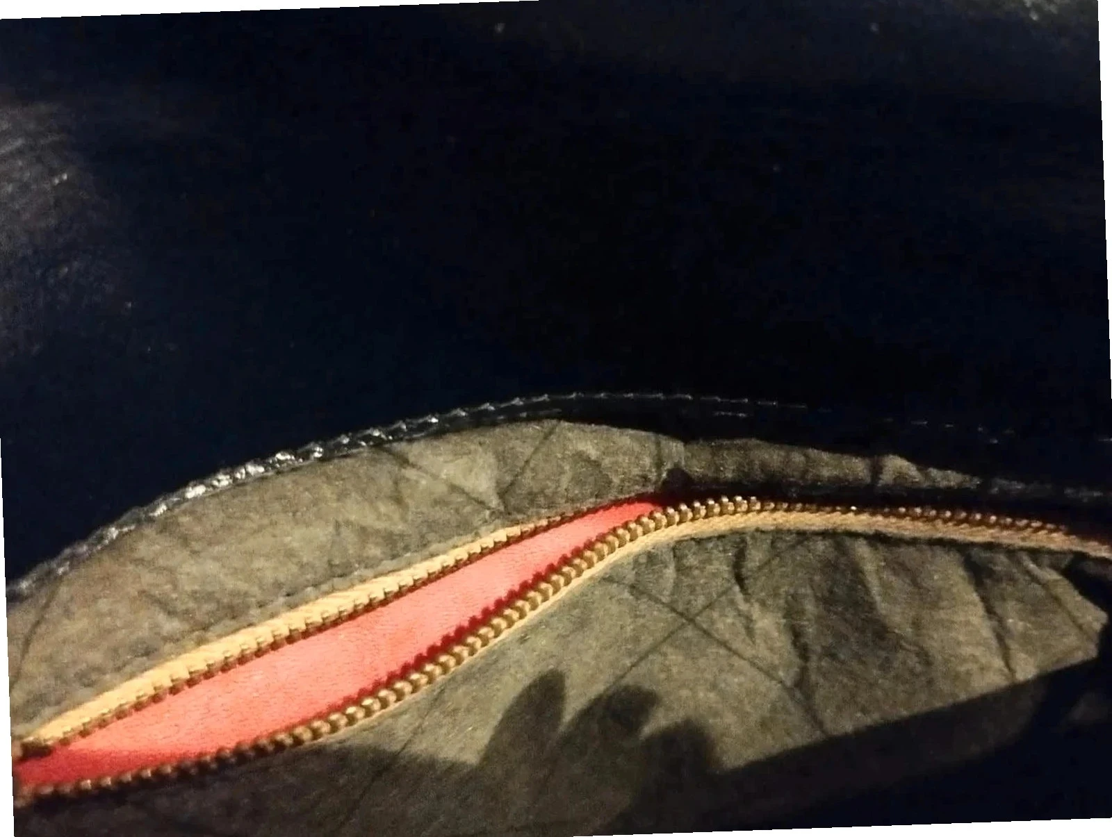 Bolsa de ombro em couro para senhora. Cor preta – photo 7